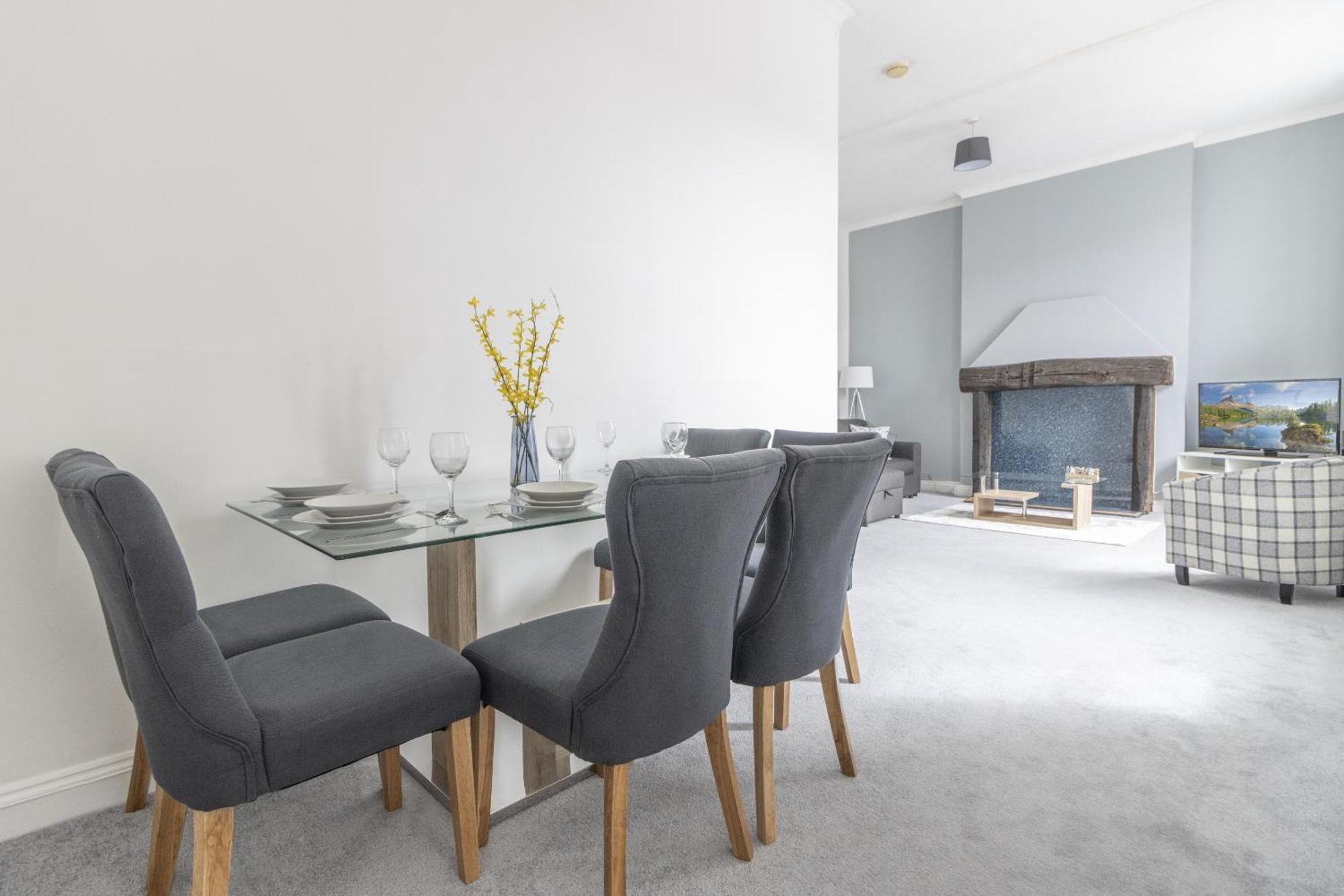 Ferienwohnung Alexandra - Large 3 Bed Perfect For Contractors, Free Parking, Fast Wifi And Great Value! Plymouth Exterior foto